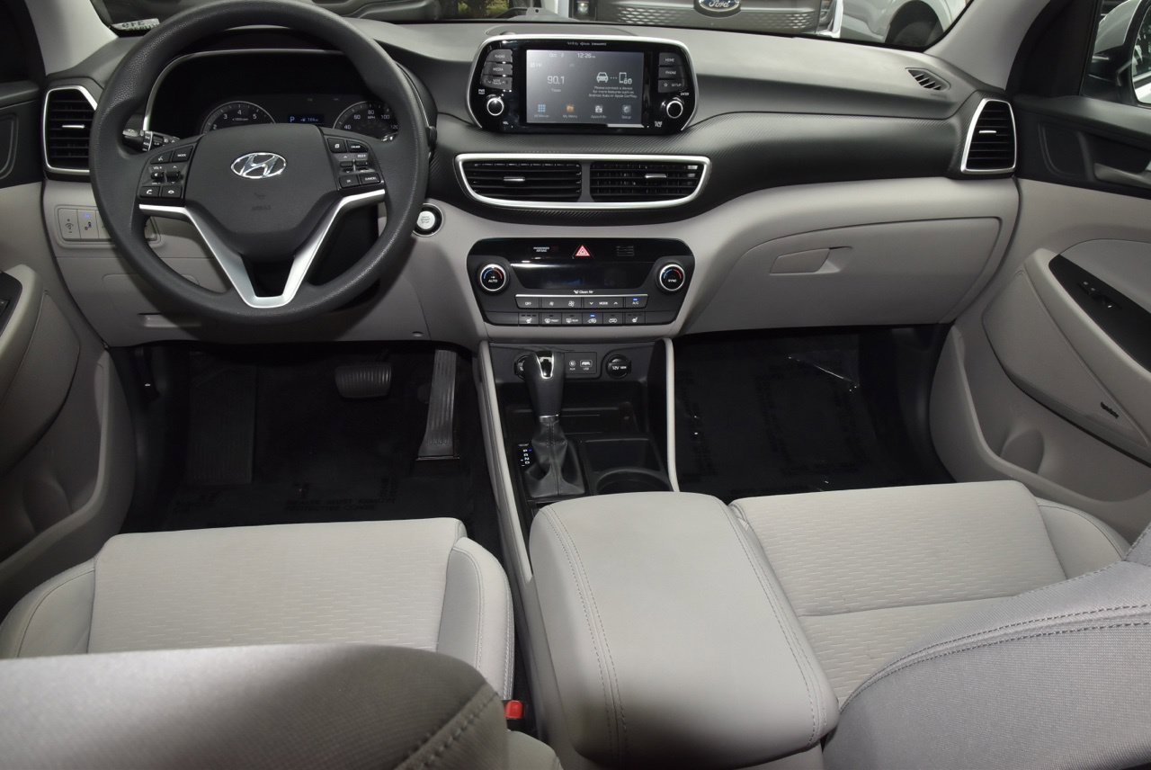 Used 2019 Hyundai Tucson Sport FWD image 16