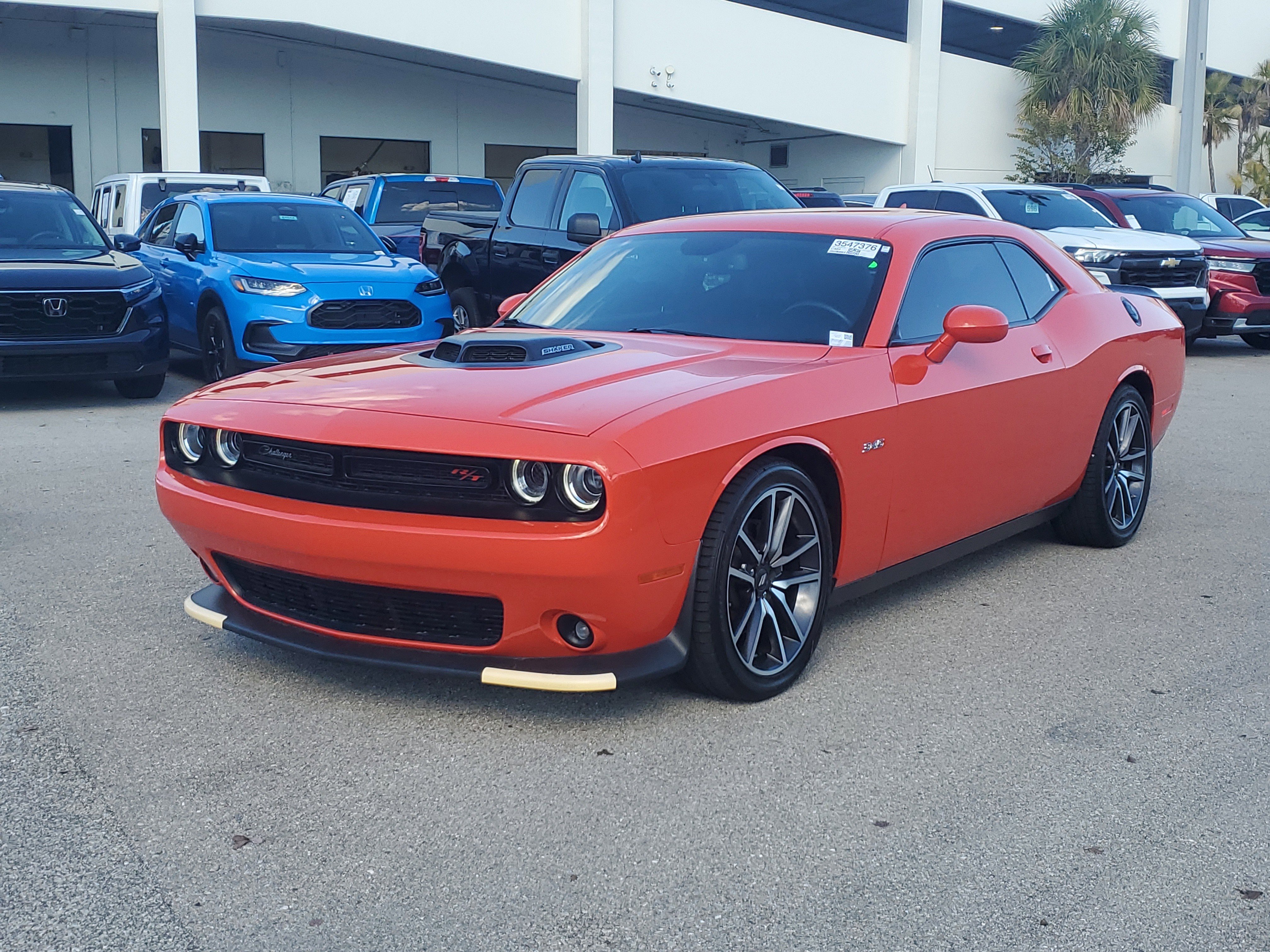 Used 2023 Dodge Challenger R/T w/ Plus Package image 7