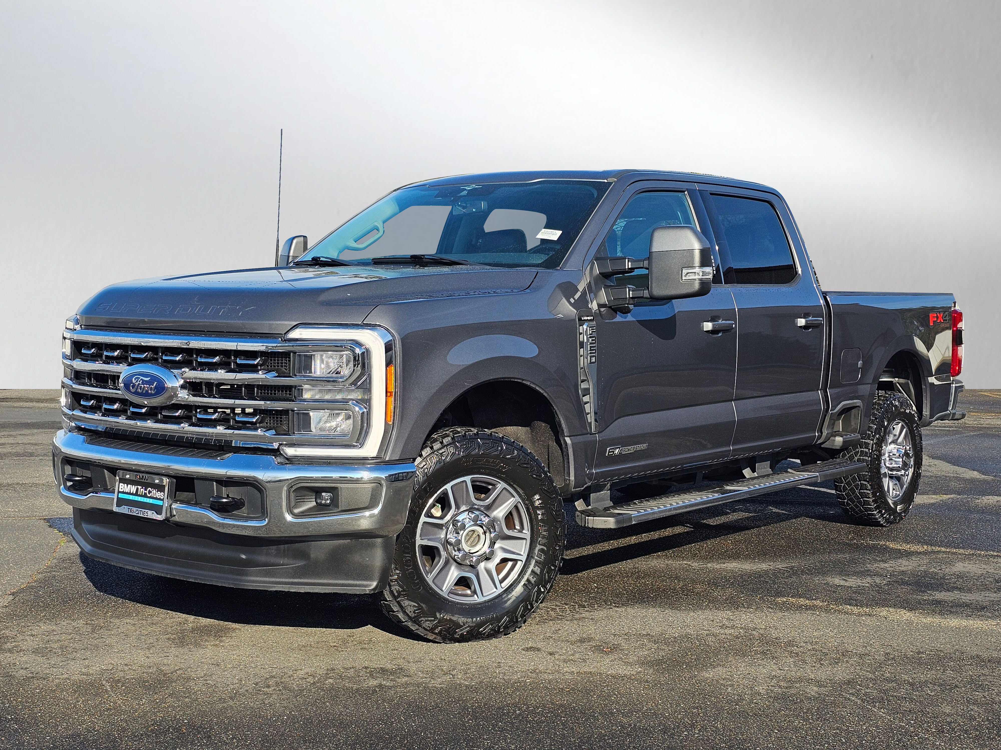 Used 2023 Ford F350 Lariat image 34