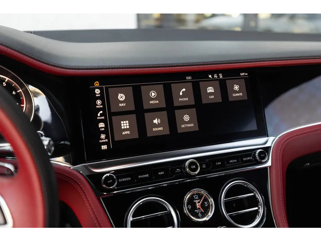 Used 2021 Bentley Continental GT V8 image 39