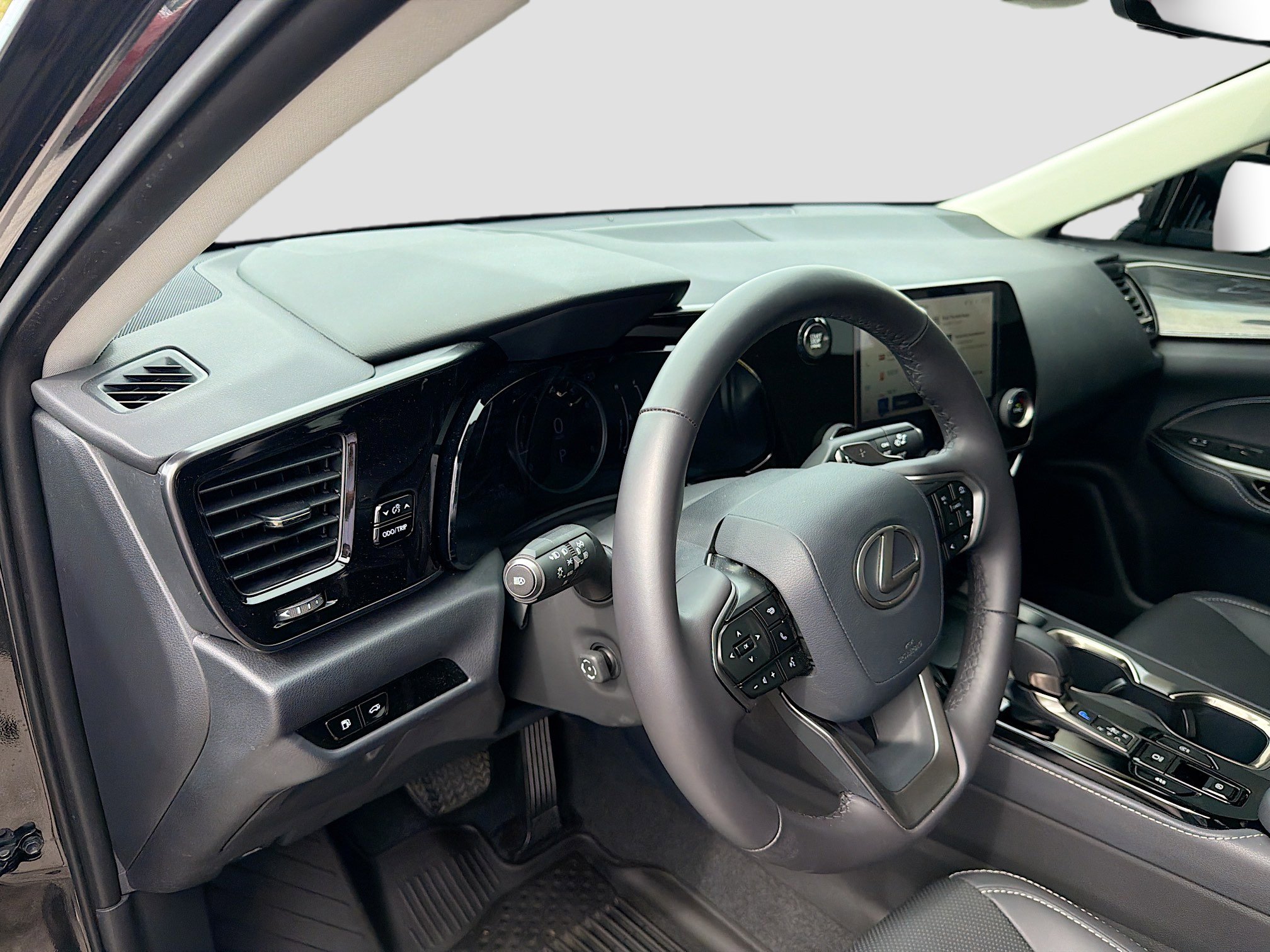 Used 2025 Lexus NX 250 FWD w/ Accessory Package (2T) image 40