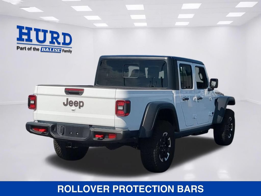 Used 2026 Jeep Gladiator Rubicon AWD/4WD image 3