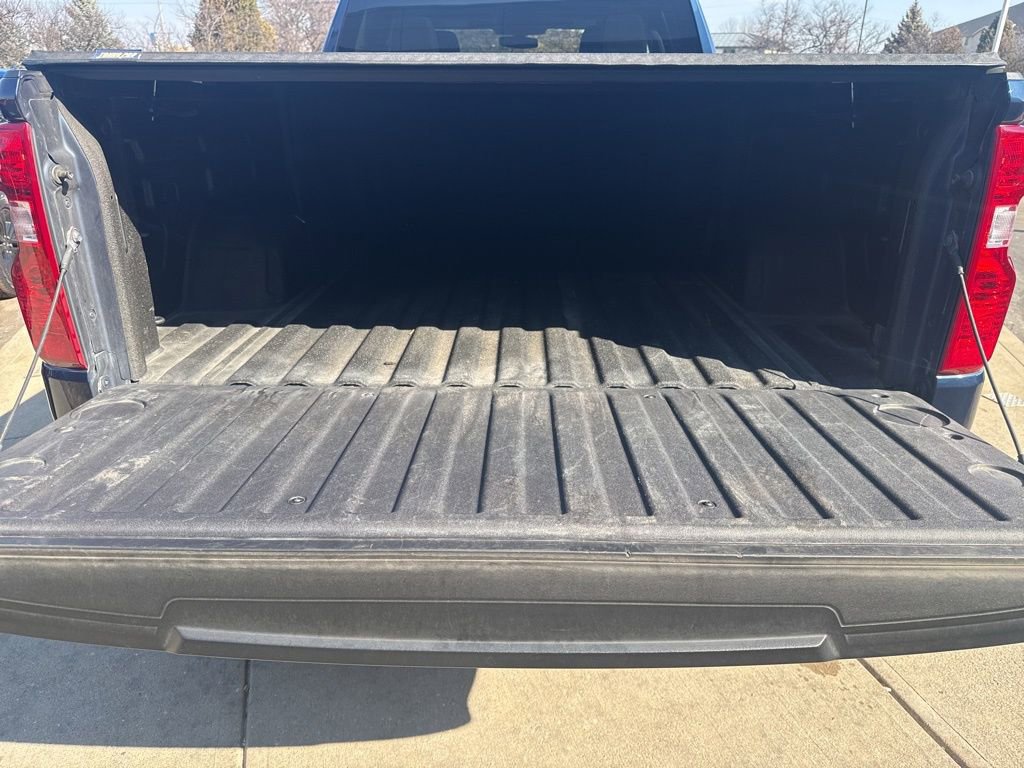 Used 2022 Chevrolet Silverado 1500 LT image 44