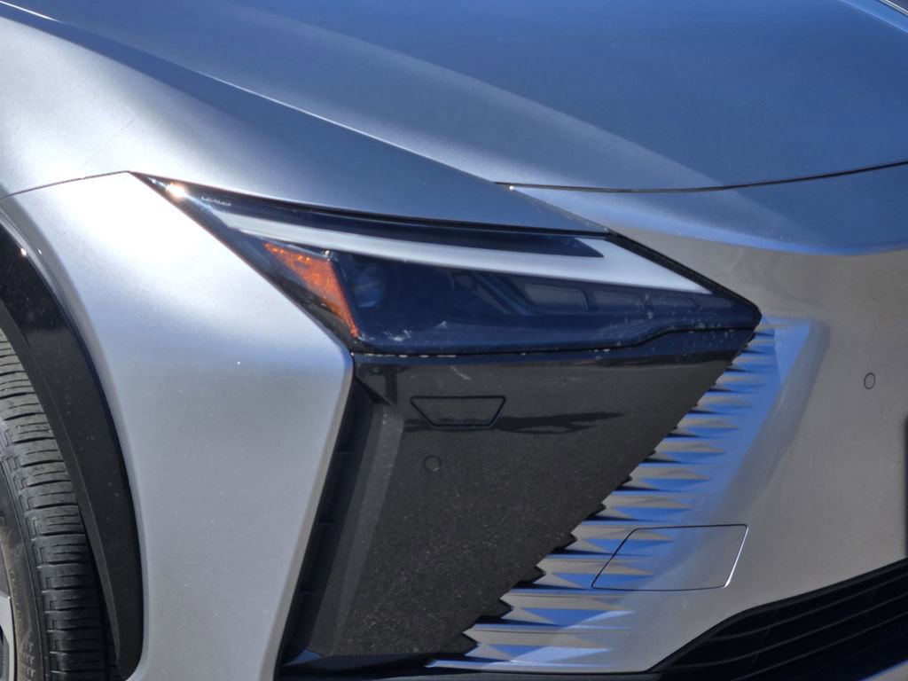 Used 2023 Lexus RZ 450e Premium w/ Accessory Package (A2) image 8