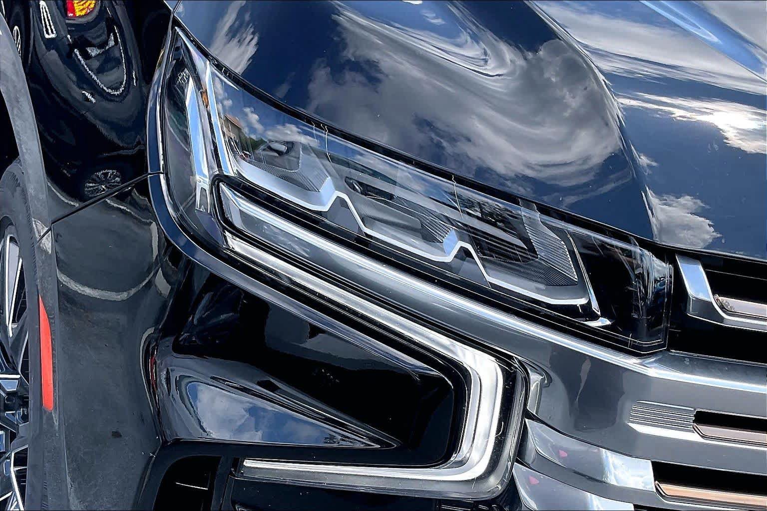 Used 2023 Chevrolet Tahoe High Country AWD/4WD image 28