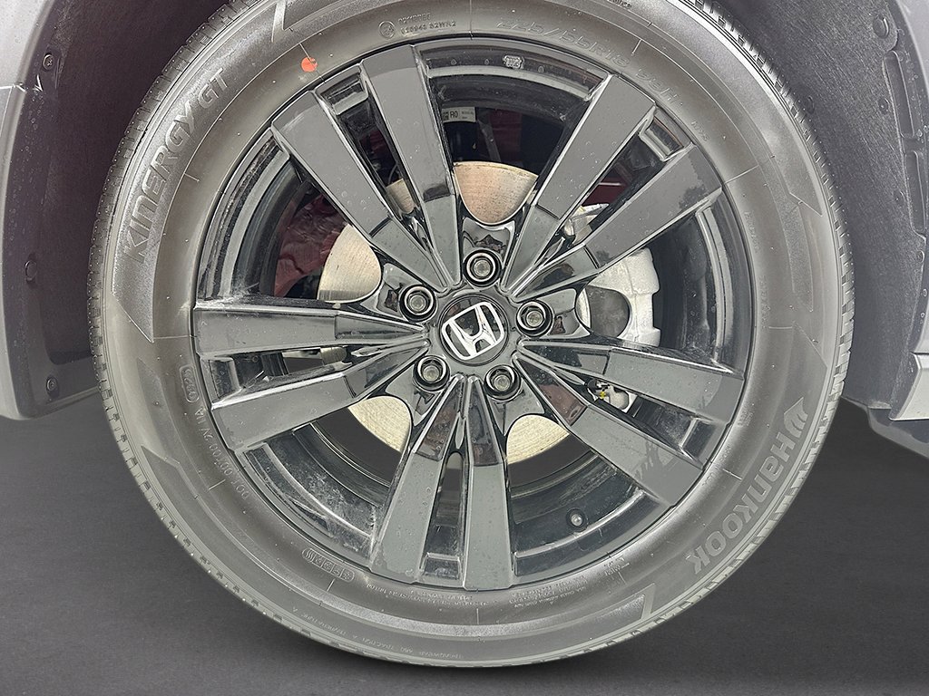 New 2026 Honda HR-V Sport image 9