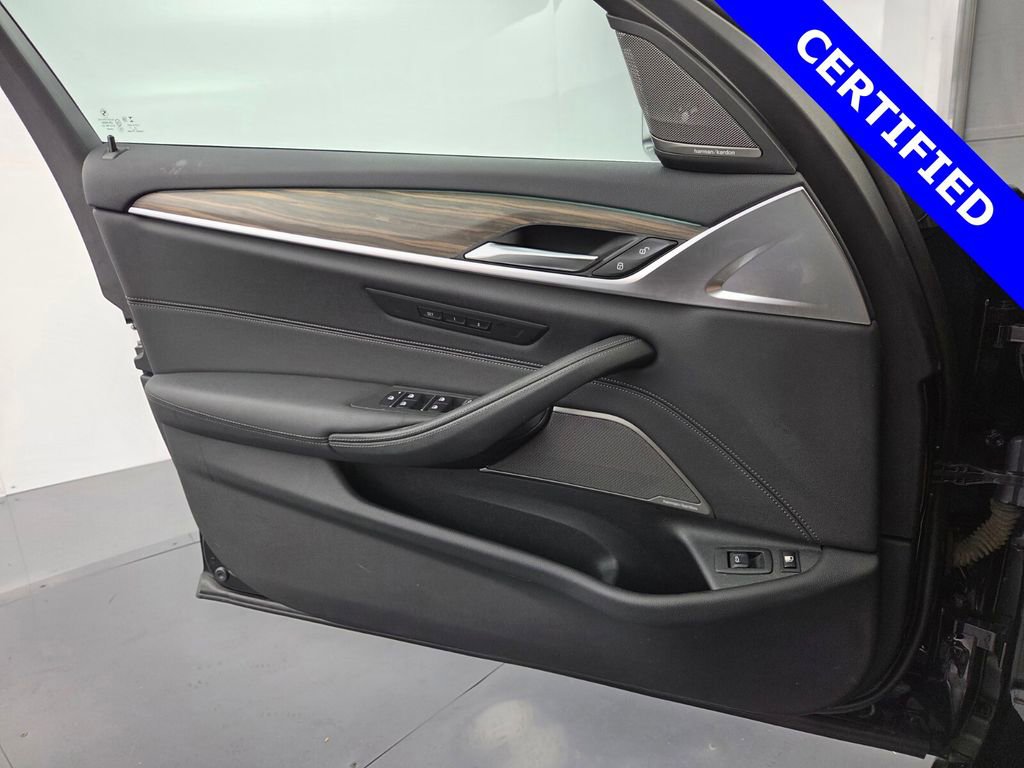 Certified 2023 BMW 530e 530e iPerformance w/ Premium Package image 28