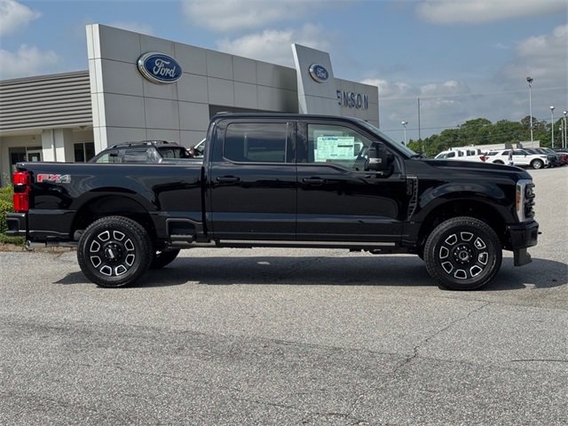 New 2025 Ford F350 Platinum w/ FX4 Off-Road Package image 2