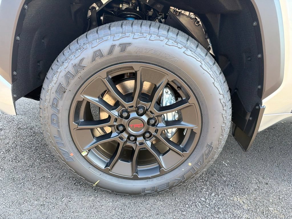 New 2026 Toyota Tundra Limited AWD/4WD image 7