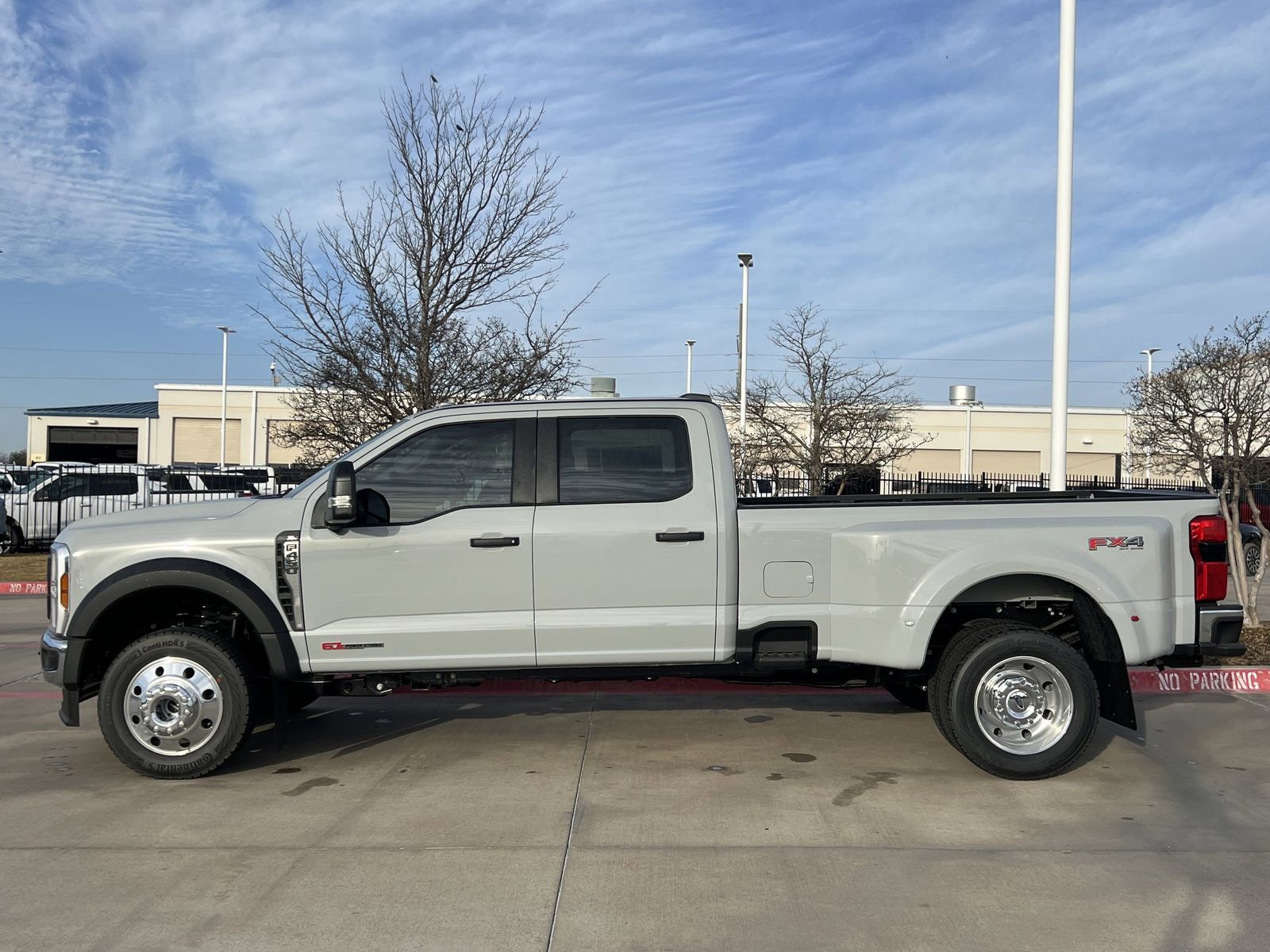 New 2026 Ford F450 XL w/ 360-Degree Camera Package image 3