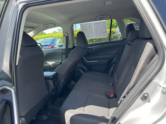 Used 2025 Toyota RAV4 LE FWD image 17