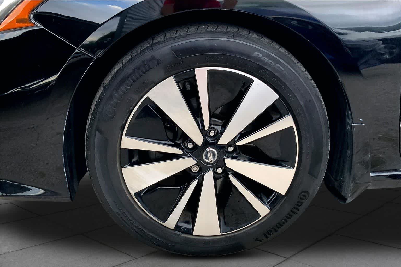 Used 2019 Nissan Altima 2.5 SL FWD image 9