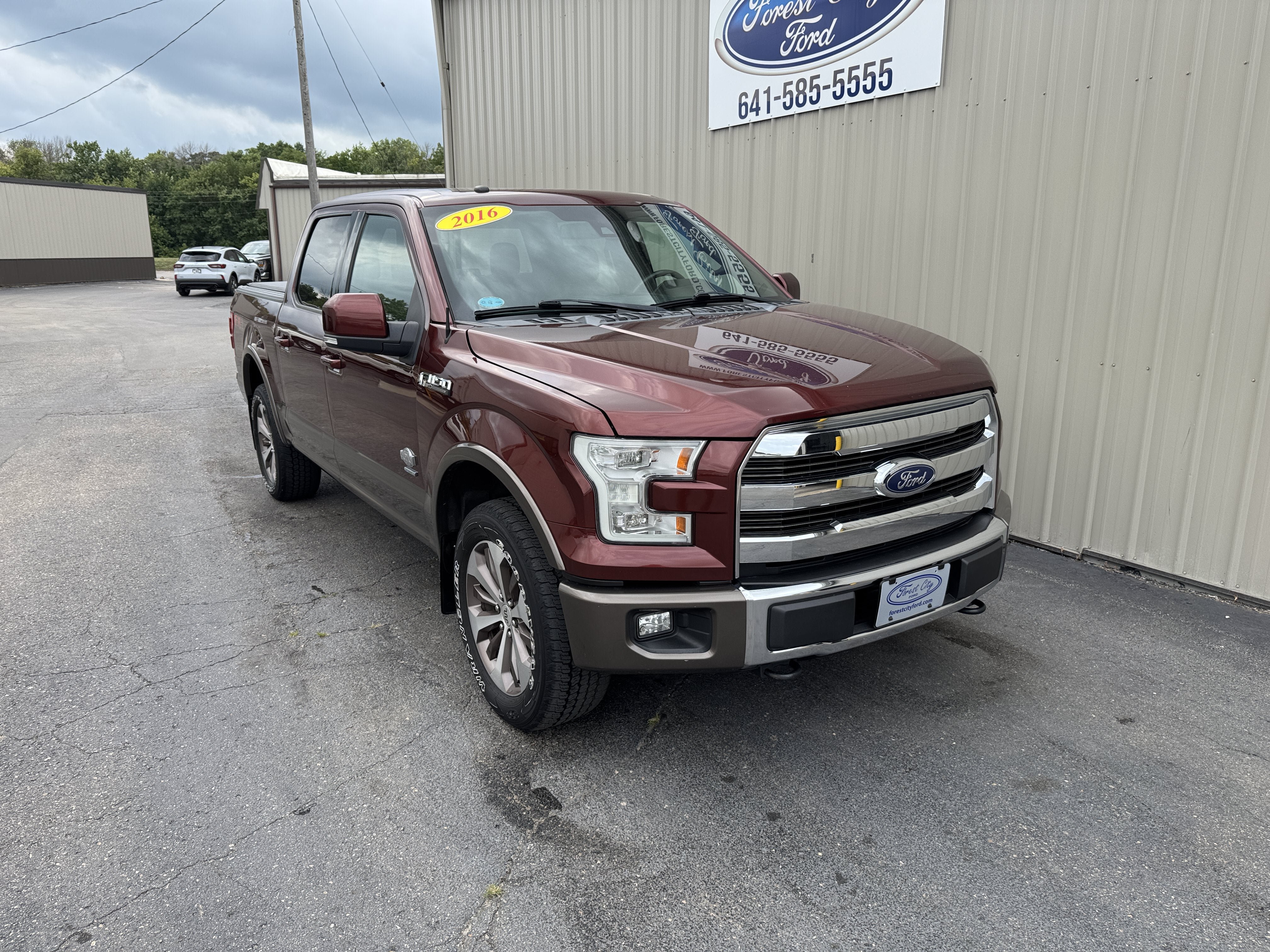 Used 2016 Ford F150 King Ranch w/ Equipment Group 601A Luxury AWD/4WD image 5