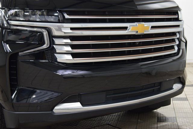 Used 2023 Chevrolet Tahoe High Country AWD/4WD image 13