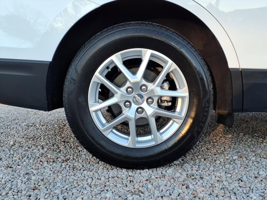 Used 2022 Chevrolet Equinox LT image 10
