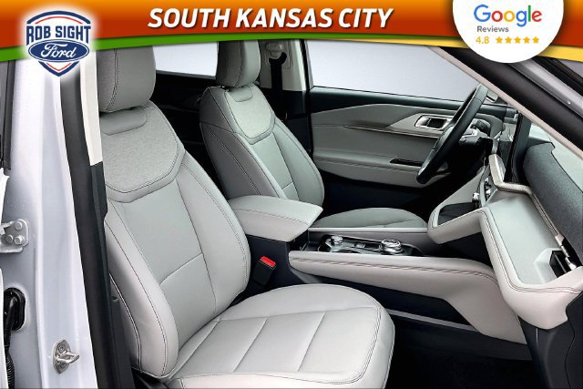 New 2026 Ford Explorer Active w/ Active Comfort Package AWD/4WD image 11