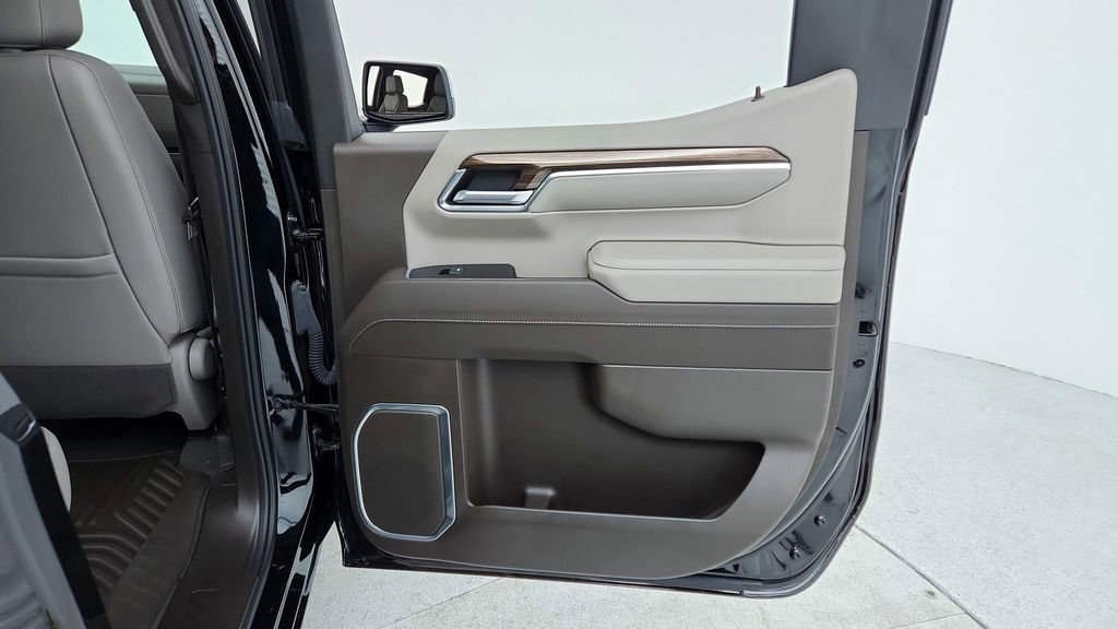 Certified 2023 Chevrolet Silverado 1500 LT w/ Leather Package image 41