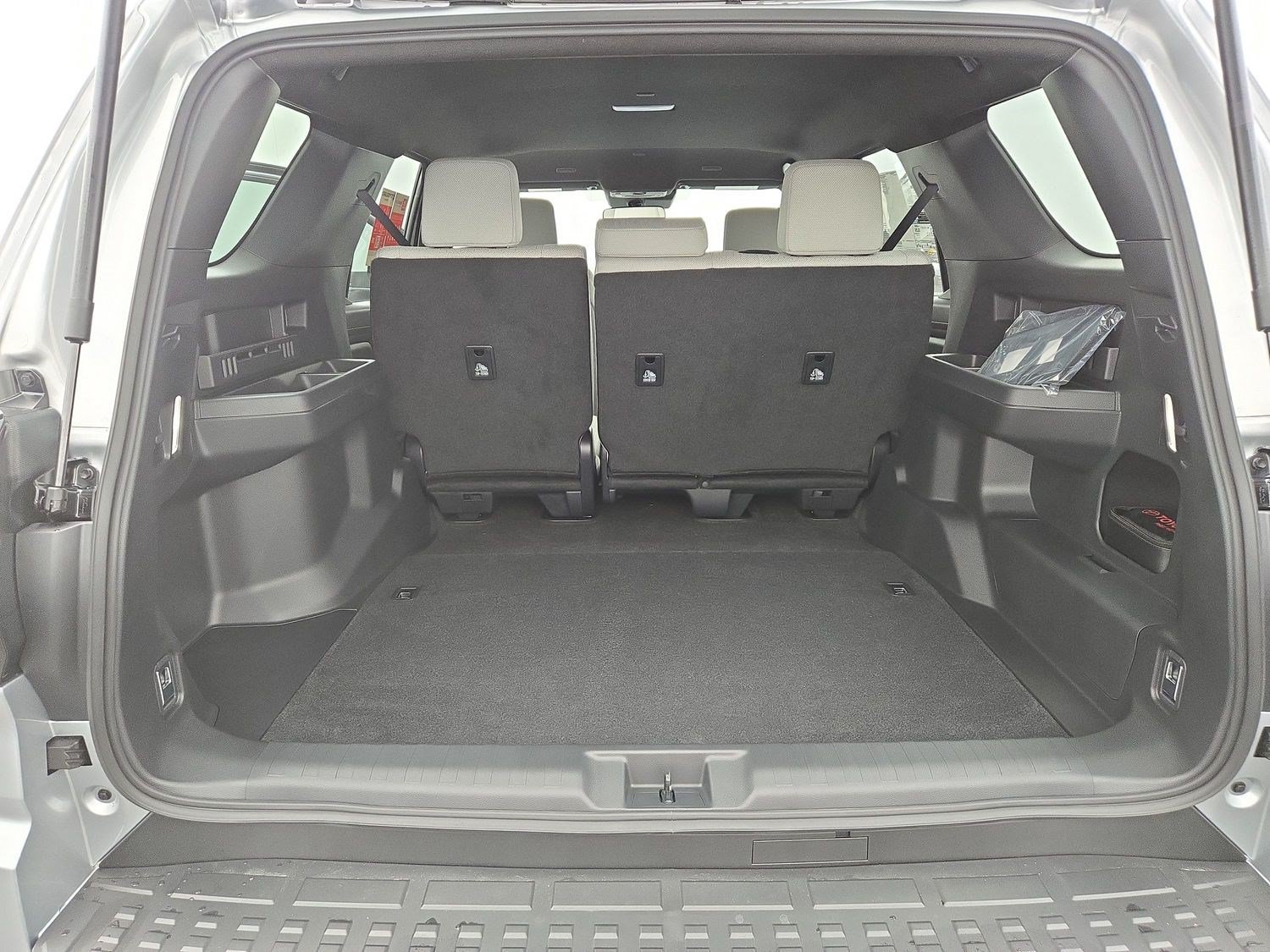 New 2026 Toyota 4Runner SR5 AWD/4WD image 29