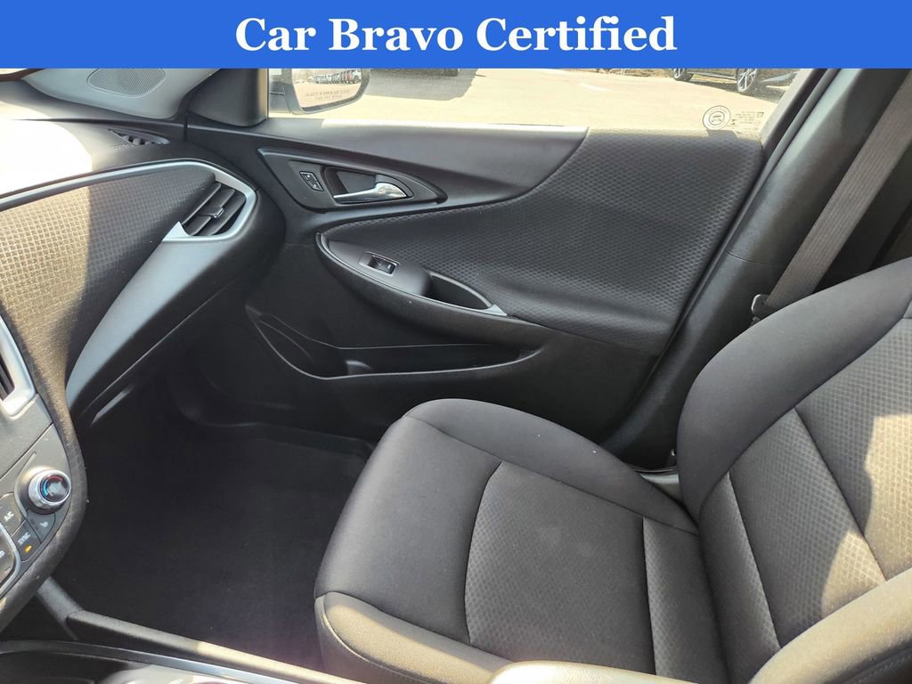 Used 2023 Chevrolet Malibu LT image 15