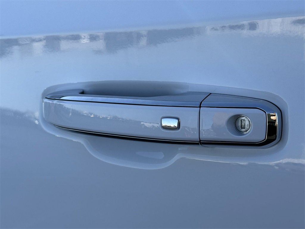 New 2026 GMC Yukon XL Elevation image 13