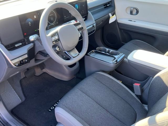 New 2025 Hyundai Ioniq 5 SE image 9