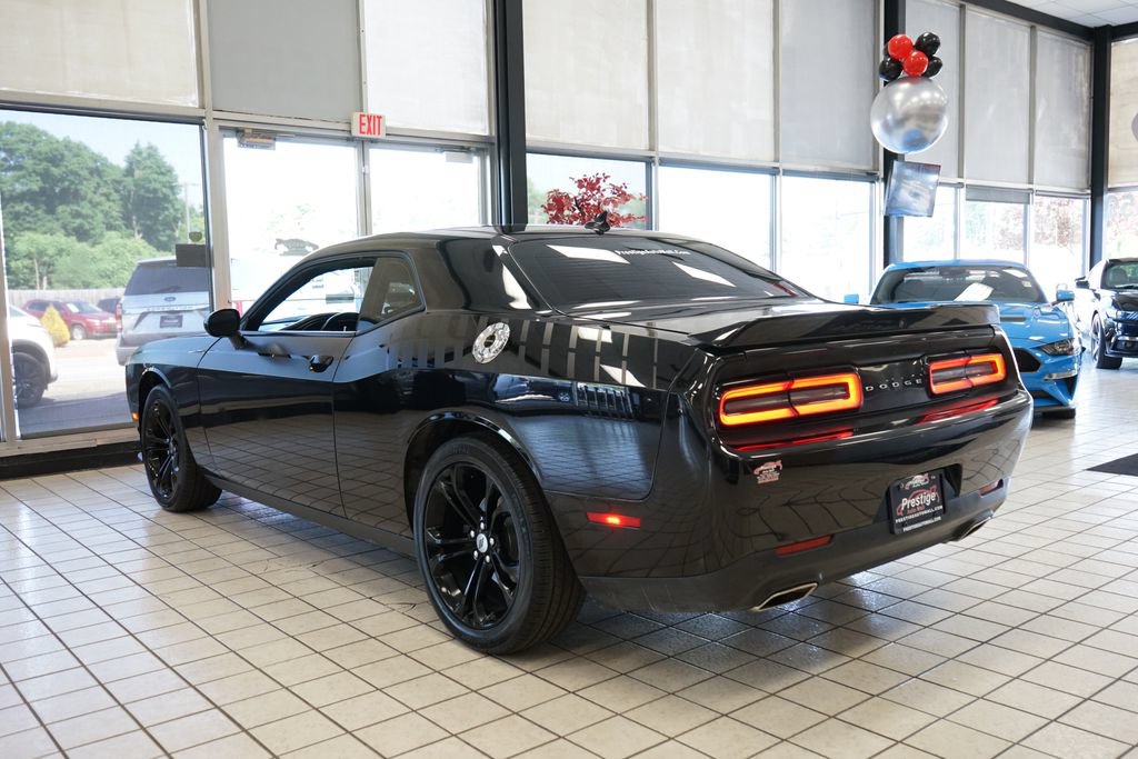 Used 2020 Dodge Challenger GT w/ Plus Package RWD image 4