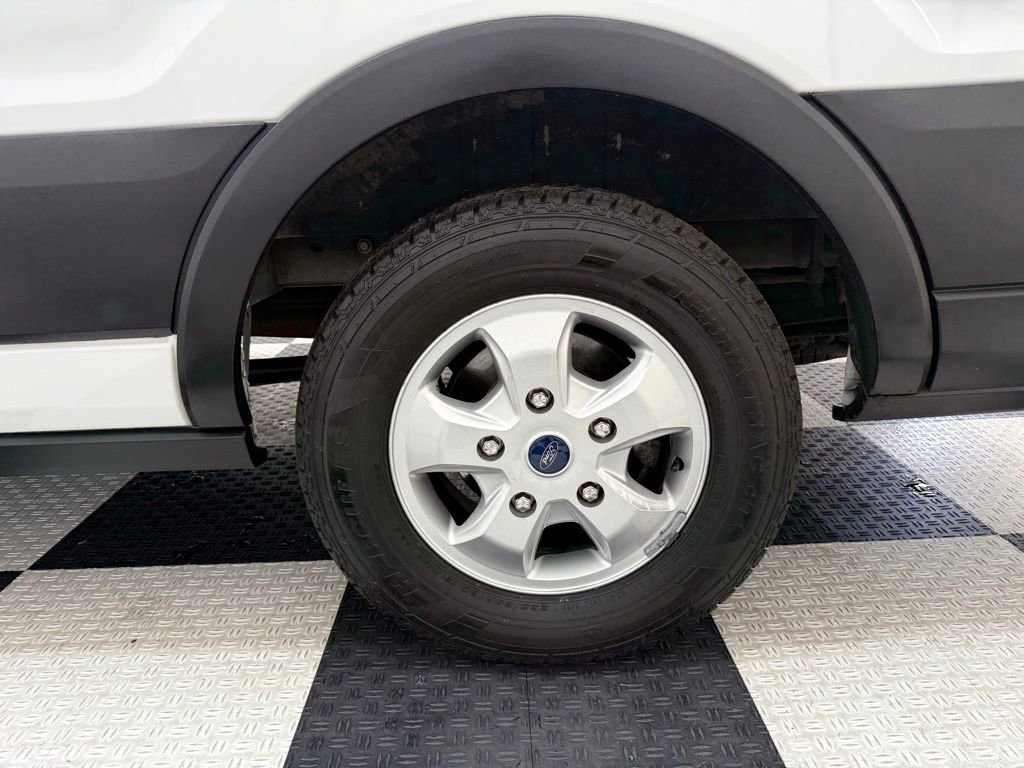 Used 2019 Ford Transit 350 XLT image 11