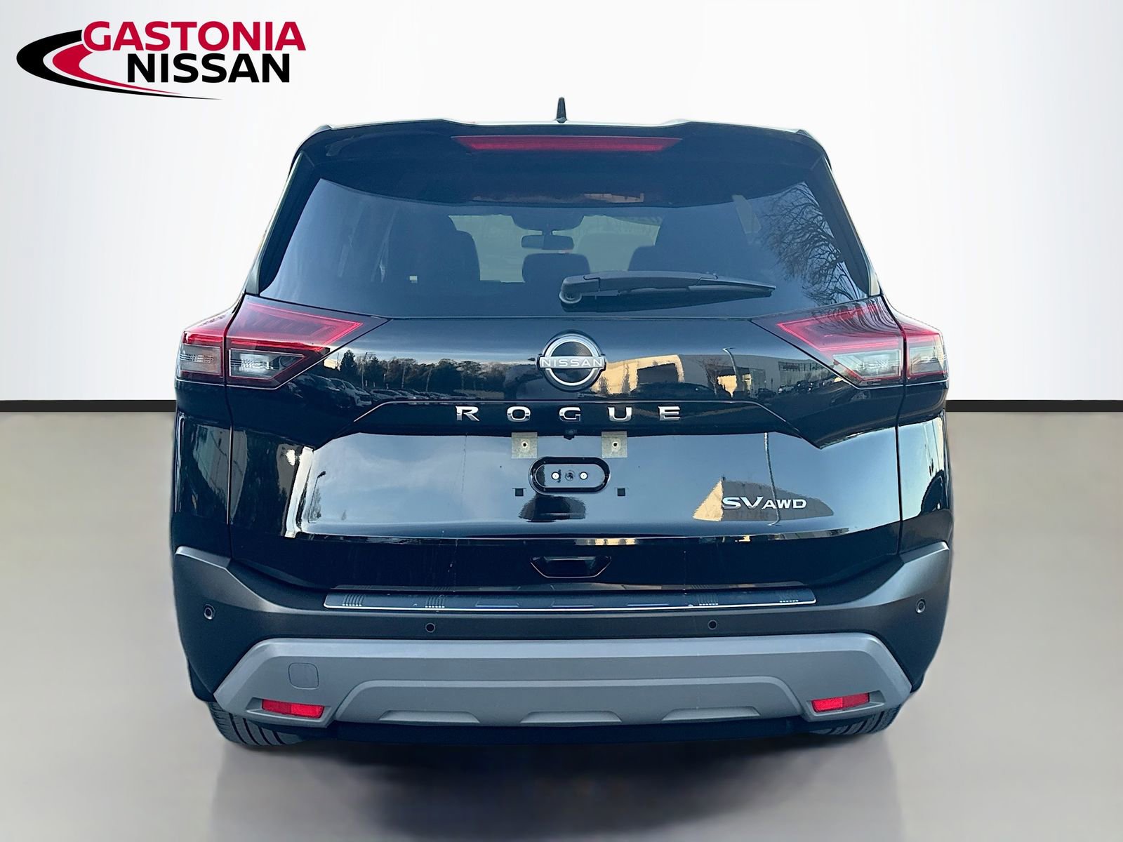 Used 2023 Nissan Rogue SV image 7