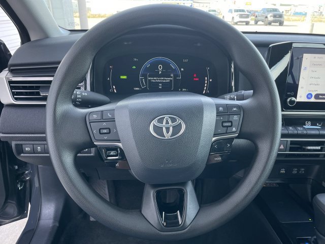 Used 2026 Toyota Camry LE FWD image 14
