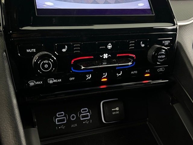 Used 2023 Jeep Grand Cherokee Altitude image 30