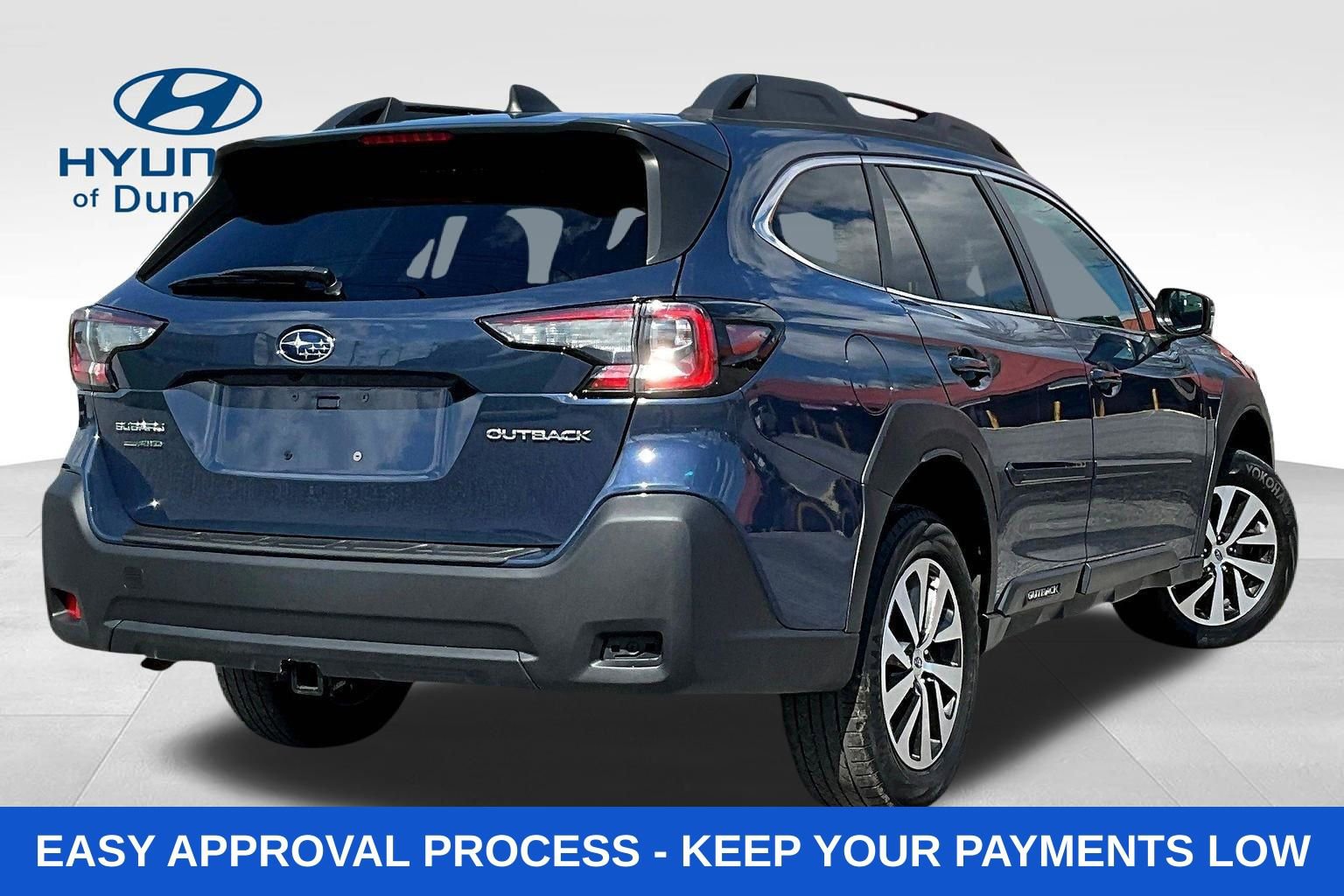 Used 2023 Subaru Outback Premium image 8