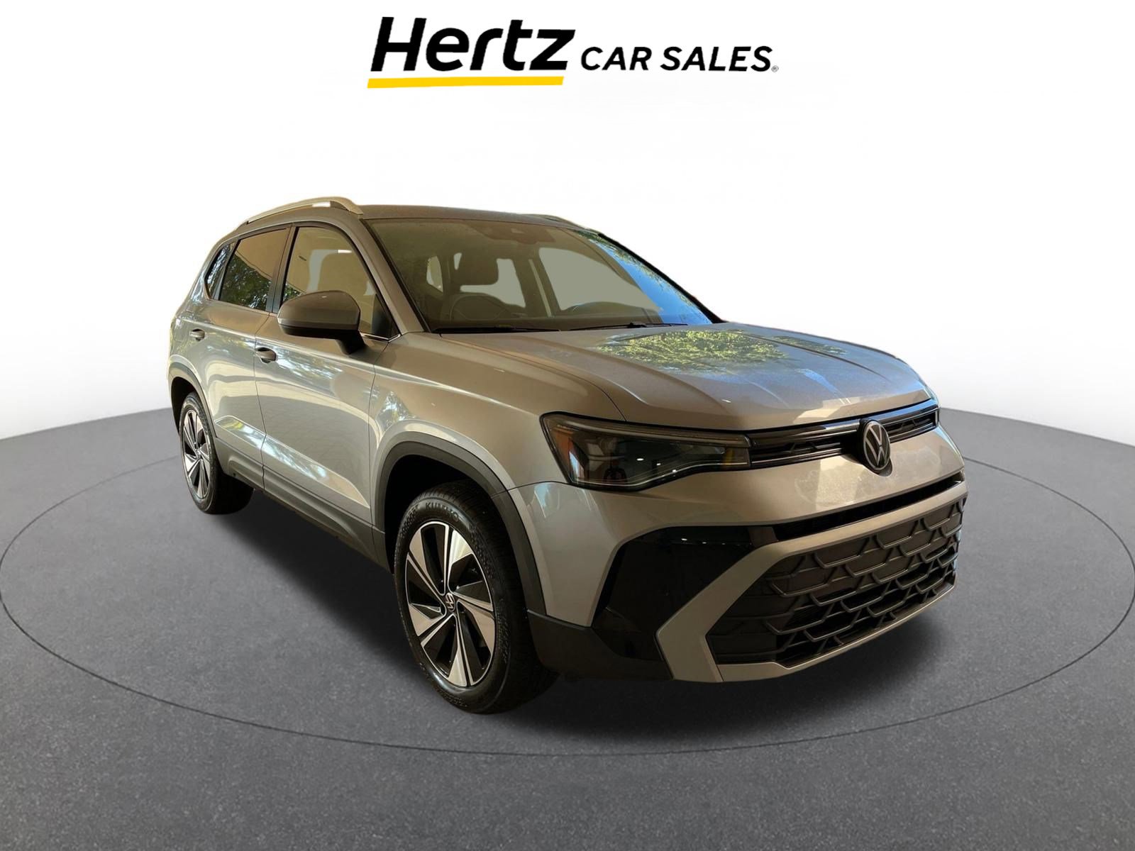 Used 2025 Volkswagen Taos SE image 1