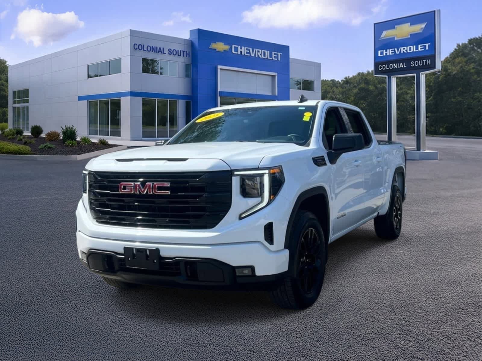 Certified 2025 GMC Sierra 1500 Elevation image 1