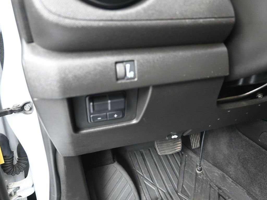 Certified 2024 Chevrolet Colorado Trail Boss w/ Advanced Trailering Package image 13