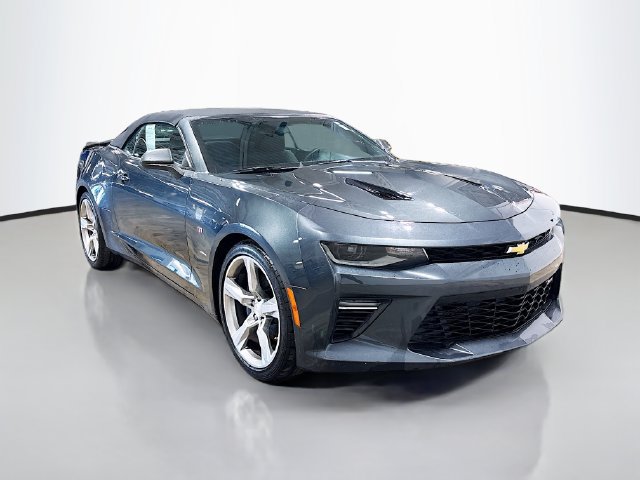 Used 2017 Chevrolet Camaro SS RWD image 5