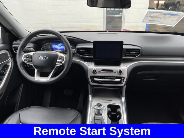 Used 2024 Ford Explorer XLT w/ Equipment Group 202A AWD/4WD image 12