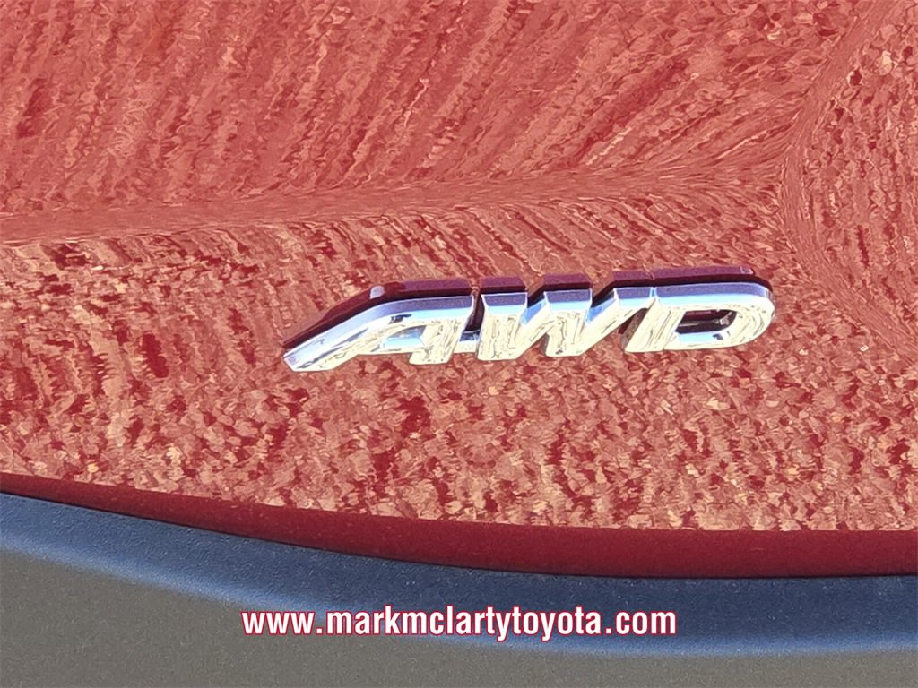 New 2025 Toyota RAV4 LE image 6