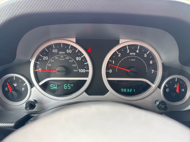 Used 2008 Jeep Wrangler Unlimited Rubicon w/ Dual Top Group AWD/4WD image 17