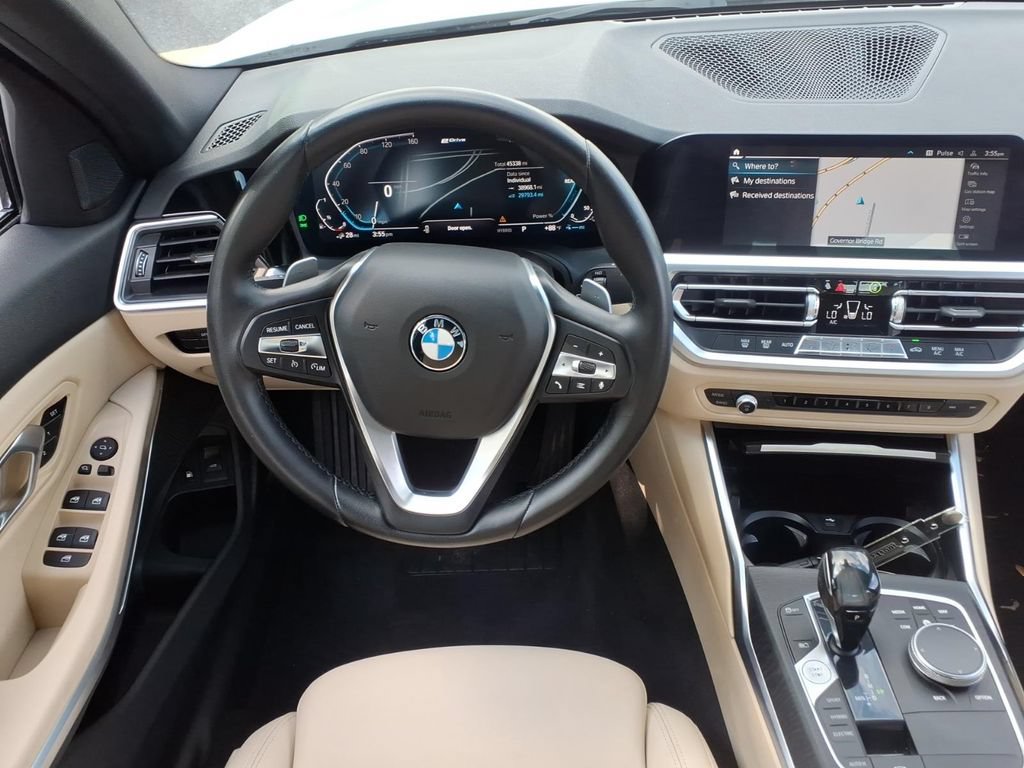 Used 2021 BMW 330e xDrive AWD/4WD image 23