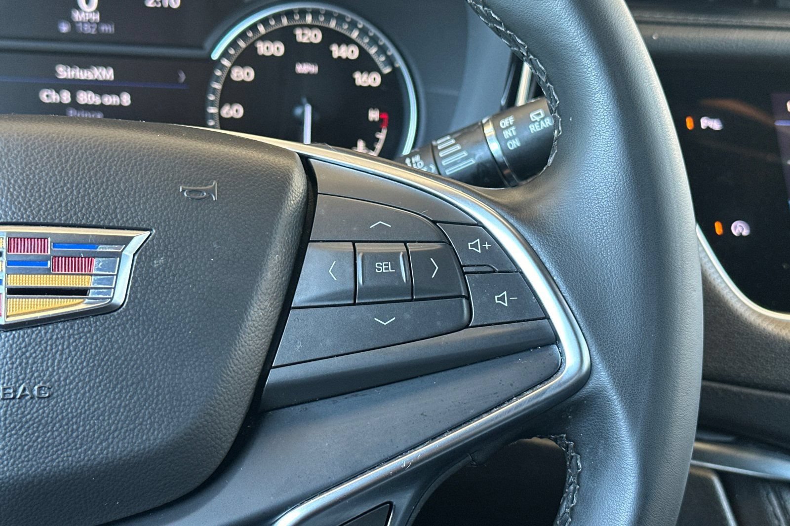 Used 2024 Cadillac XT5 Luxury FWD image 33