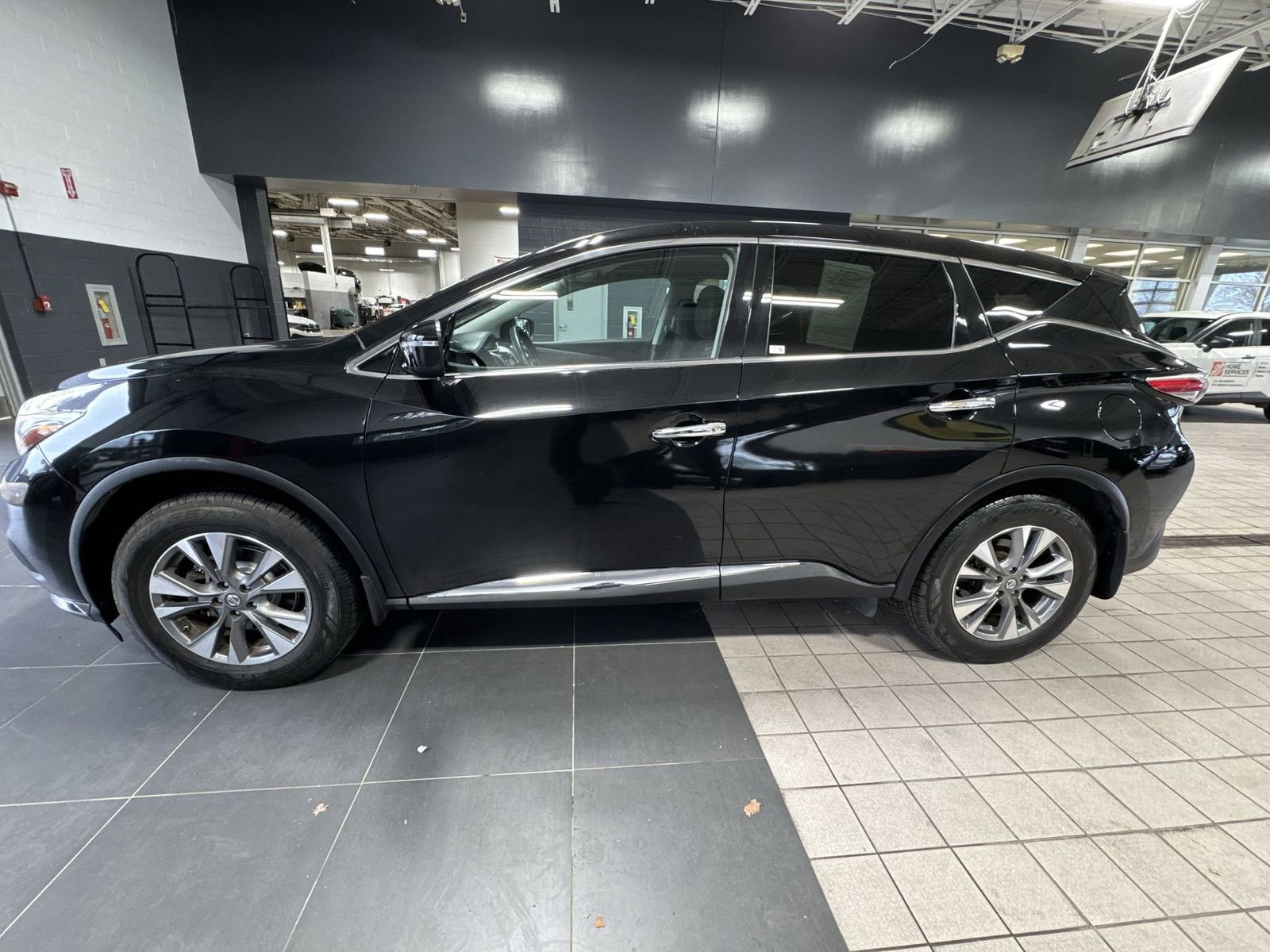 Certified 2018 Nissan Murano S image 35