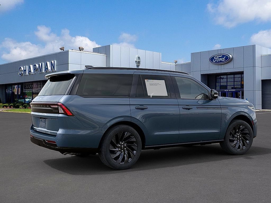 New 2027 Lincoln Navigator Reserve w/ Jet Appearance Package AWD/4WD image 6
