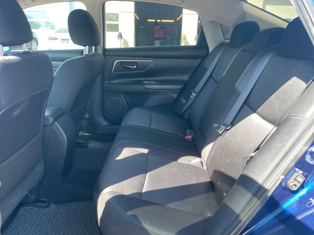 Used 2016 Nissan Altima 2.5 SR w/ LED Appearance Package FWD image 28