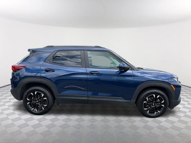 Used 2022 Chevrolet TrailBlazer LT w/ Convenience Package FWD image 4