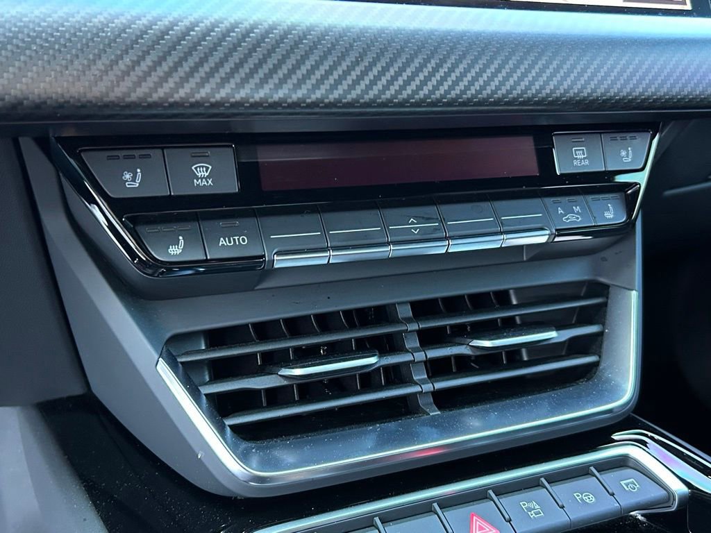 Used 2023 Audi RS e-tron GT w/ Carbon Performance Package image 30