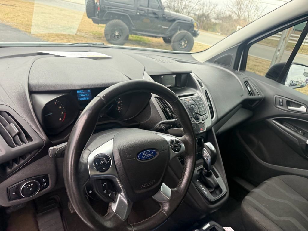 Used 2016 Ford Transit Connect XLT image 10