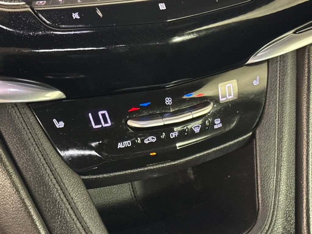 Used 2020 Cadillac XT6 Sport AWD/4WD image 27