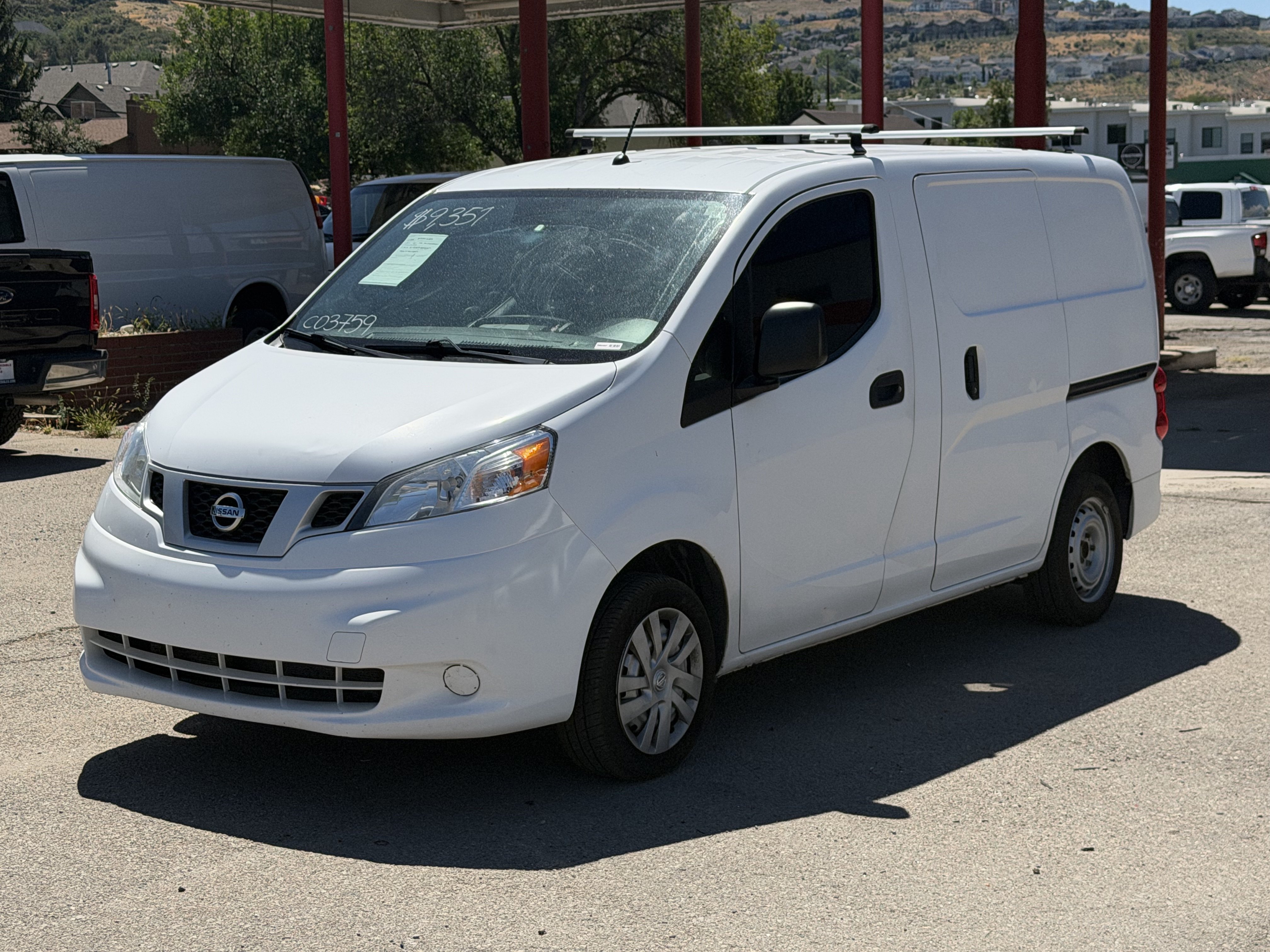 Used 2018 Nissan NV200 S FWD image 2