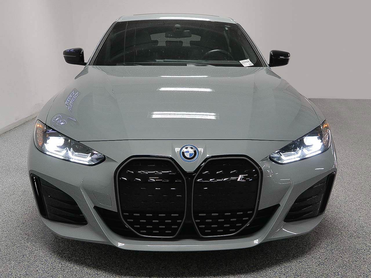 Used 2023 BMW i4 eDrive40 w/ M Sport Package RWD image 2