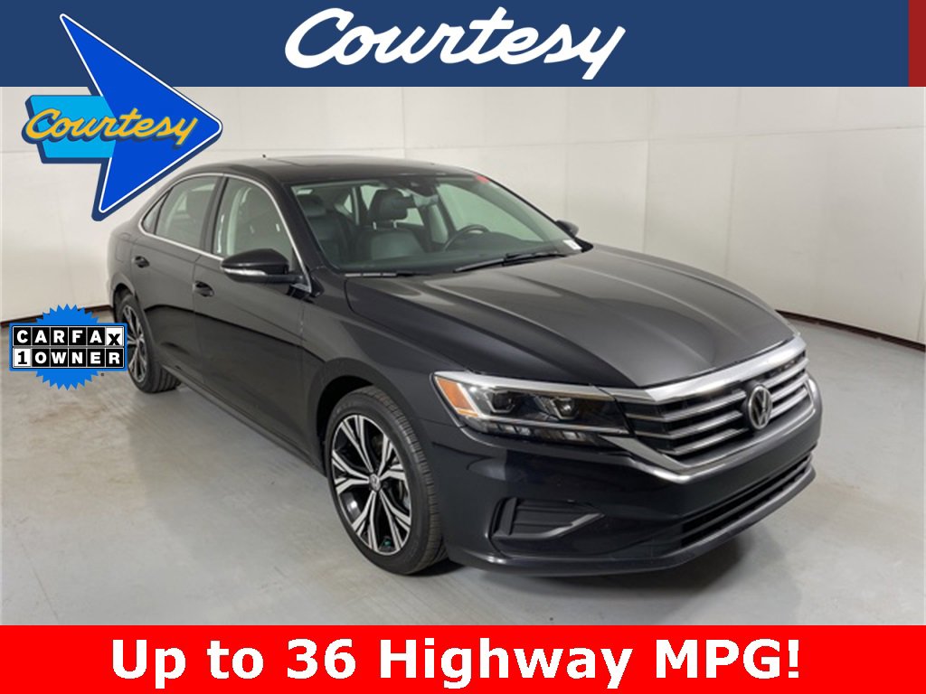 Used 2022 Volkswagen Passat 2.0T SE